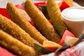 FRIED PICKLE SPEARS (4)