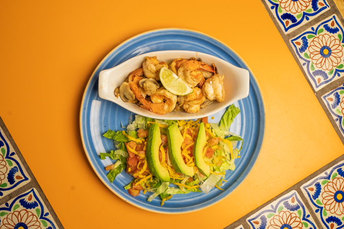 Garlic shrimp w/Avocado