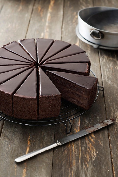 Chocolate Truffle Cake