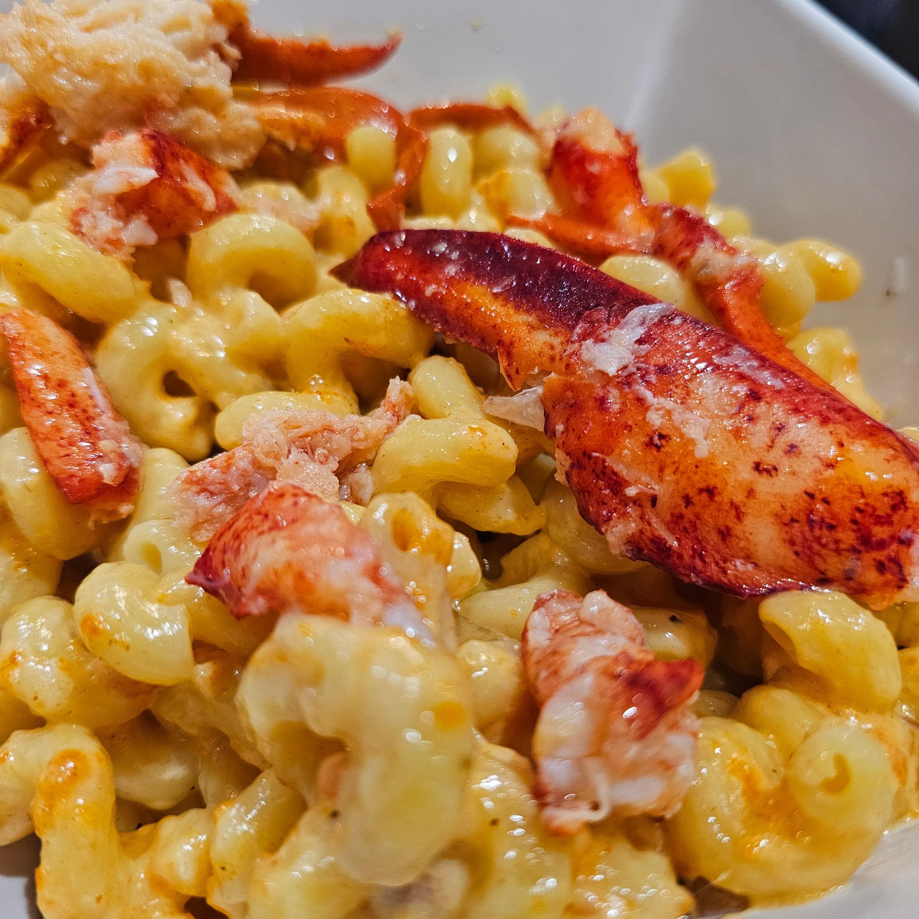Mac and Cheese Lobster