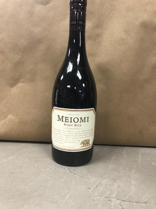 Meiomi (Pinot Noir)