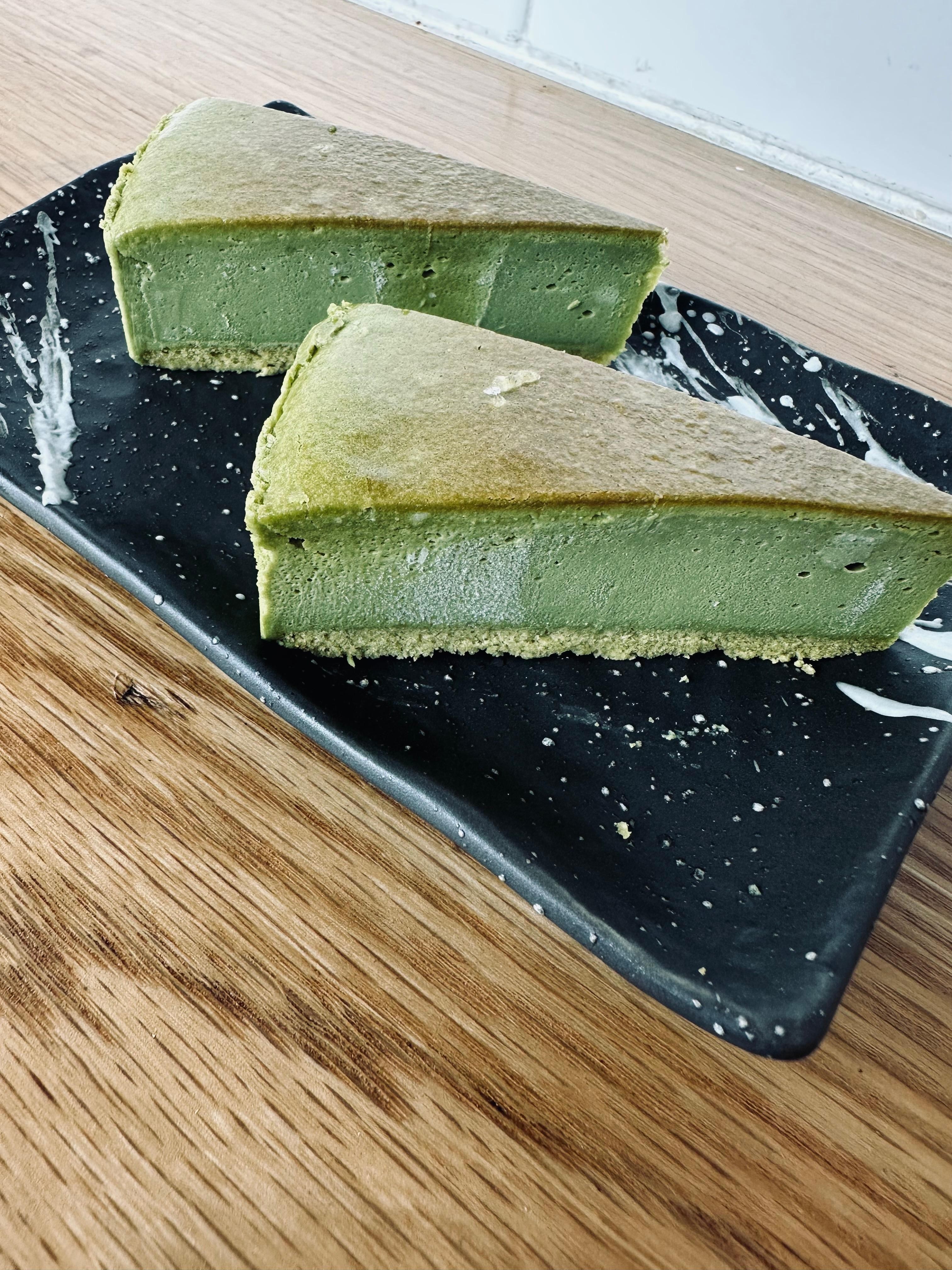 BAKED GREEN TEA CHEESECAKE