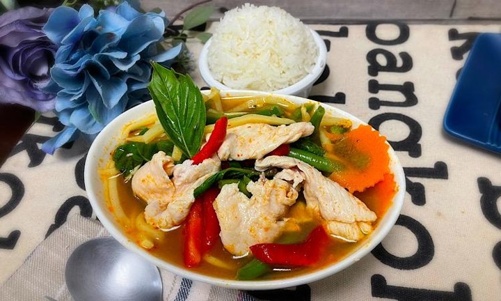 C3. Jungle Curry (Spicy)