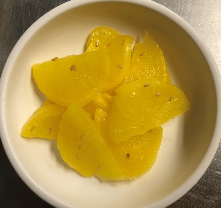 YELLOW PICKLED RADISH