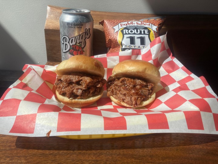 Pulled chicken bbq Sliders