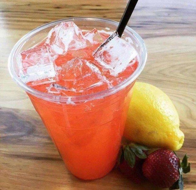 Strawberry Lemonade 🍓