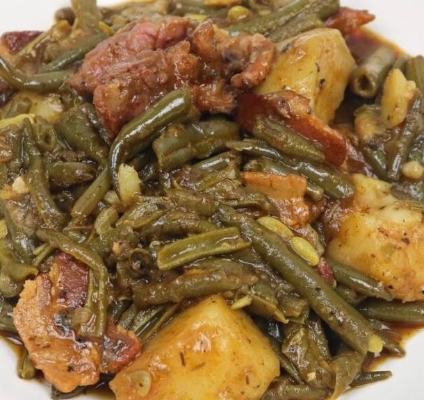 Cajun style Smothered green beans and potatoes 3/12