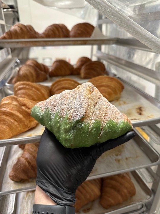 Matcha Croissant