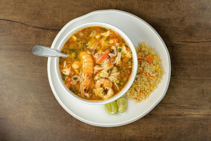 Sopa Marinera/Caldo de Mariscos