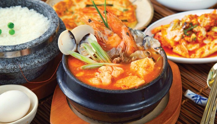 T2. Beef & Seafood Tofu Soup