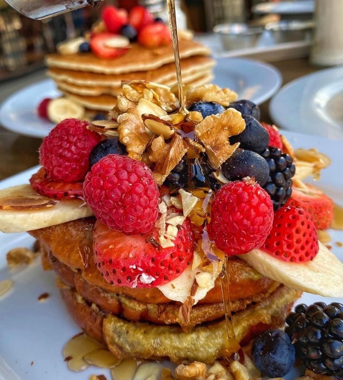 French Toast w Berries & Nuts
