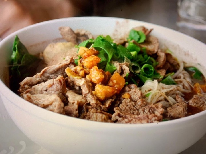 Thai Boat Noodle With Beef