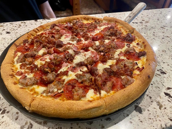 MD Mega Meat Pizza