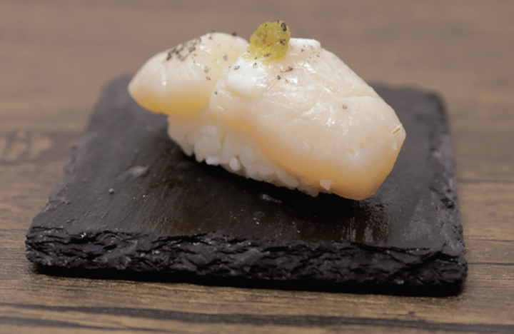 Jumbo Scallop Sushi