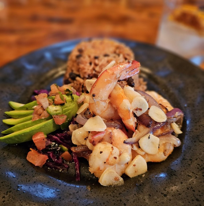 Fish or Shrimp al Mojo de Ajo