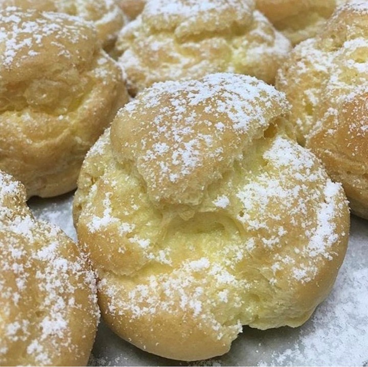 Dozen Cream Puffs