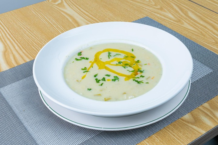 AVGOLEMONO SOUP ( chicken soup )