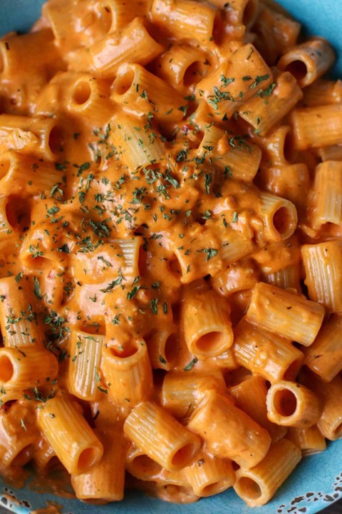 SPICY RIGATONI WITH CHICKEN