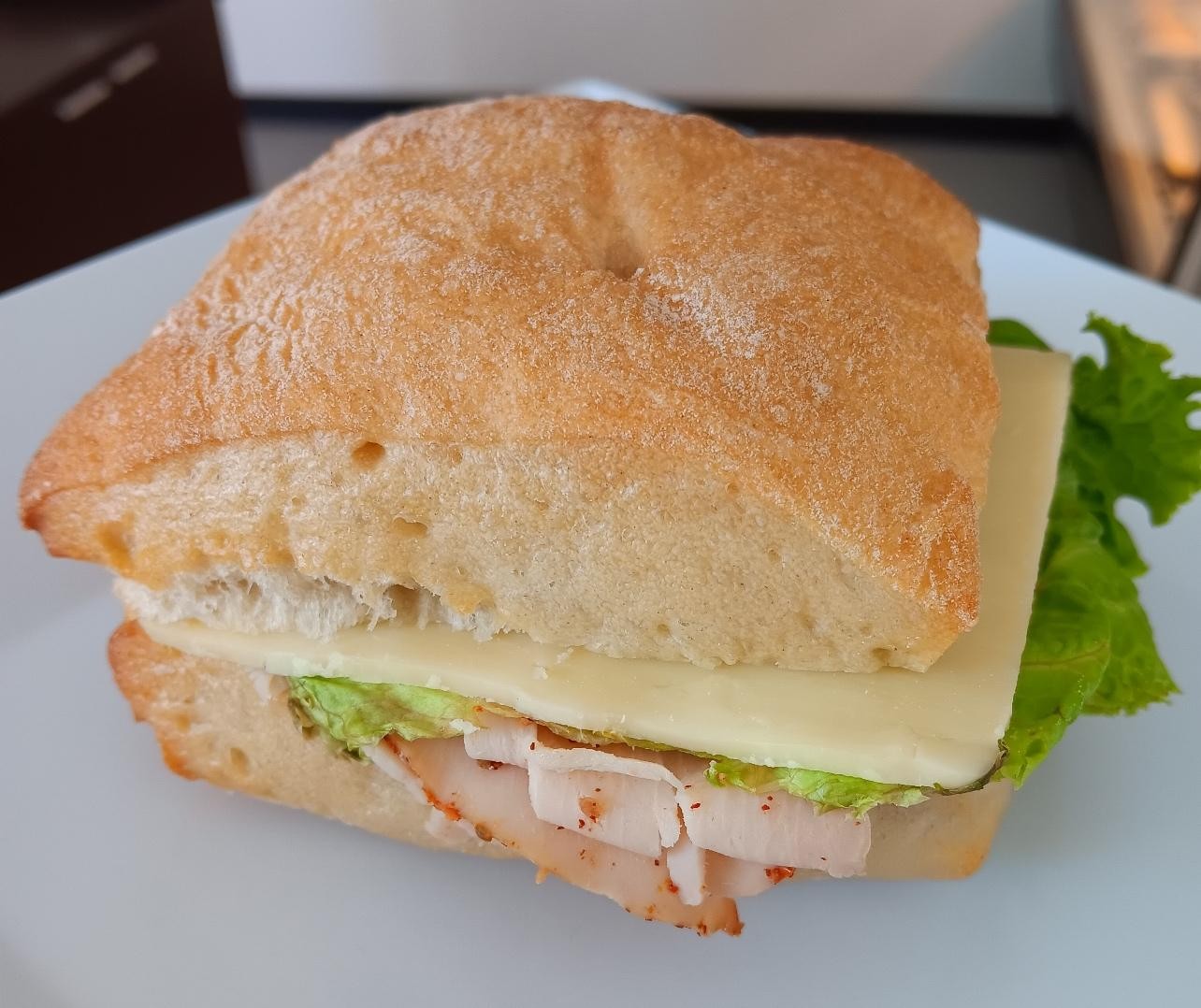 Sundried Turkey Ciabatta with chips, cookie, water/soda