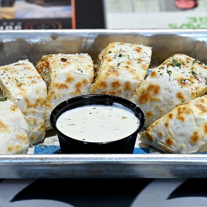 Smoky Chicken Bacon Mozzarella Pizza Rolls