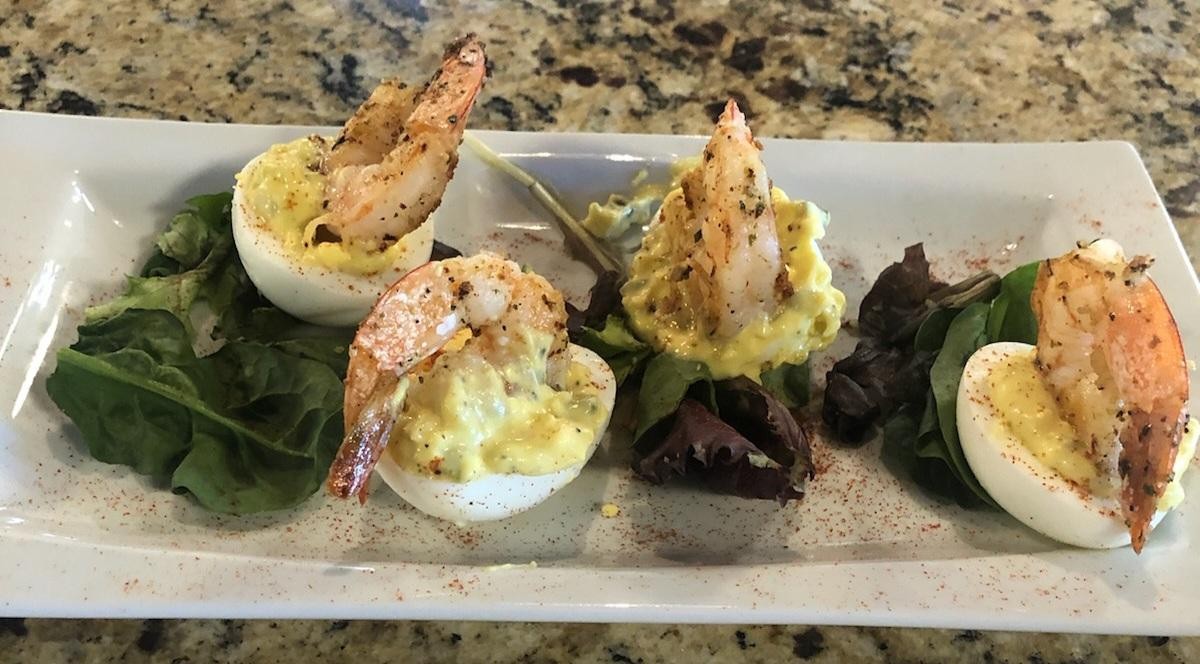 Twisted Deviled Eggs (4)