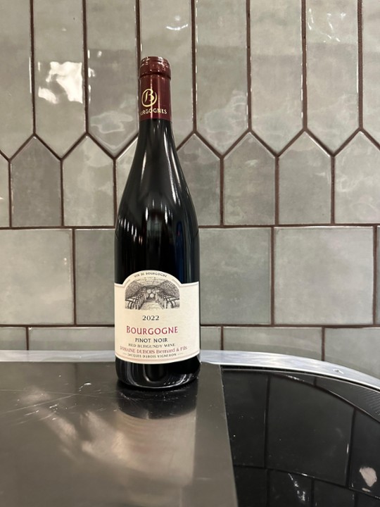 Domaine Bernard Dubois Bourgogne Rouge Pinot Noir 2022