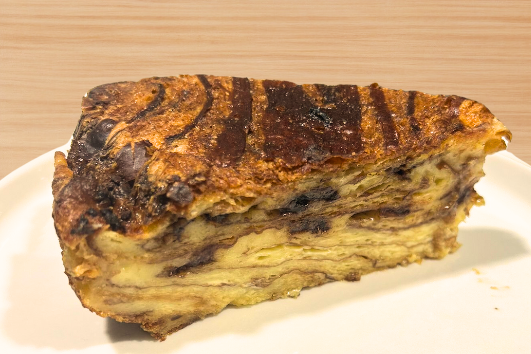 Croissant sliced cake