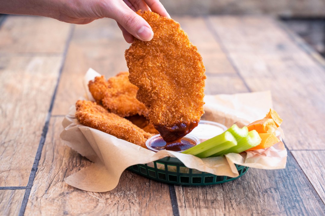 Chief s Burgers Brew Spirits Solana Beach chief-s-burgers-brew-spirits-solana-beach