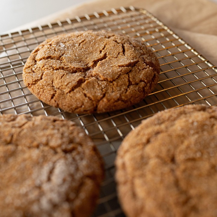 Ginger Molasses Cookie