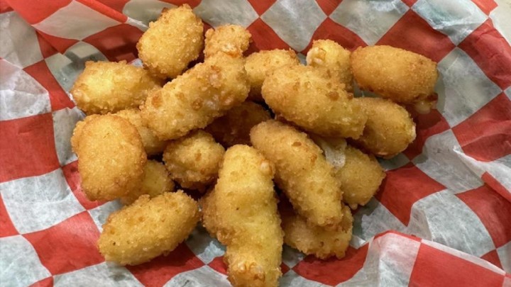 Fried Cheese Curds Half Tray