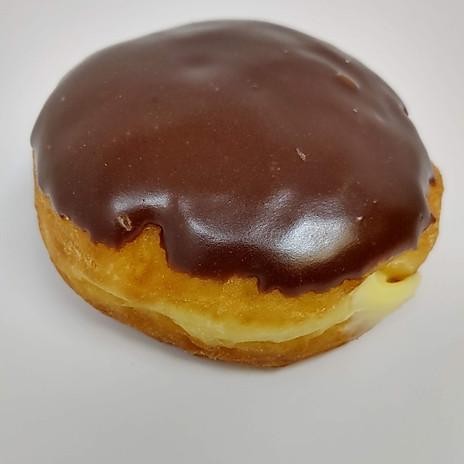 Bismark (filled donut)