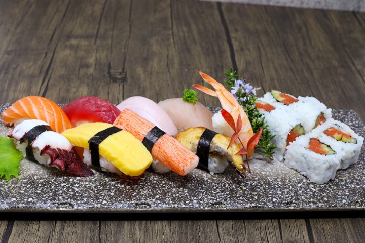 Sakura Sushi Combination