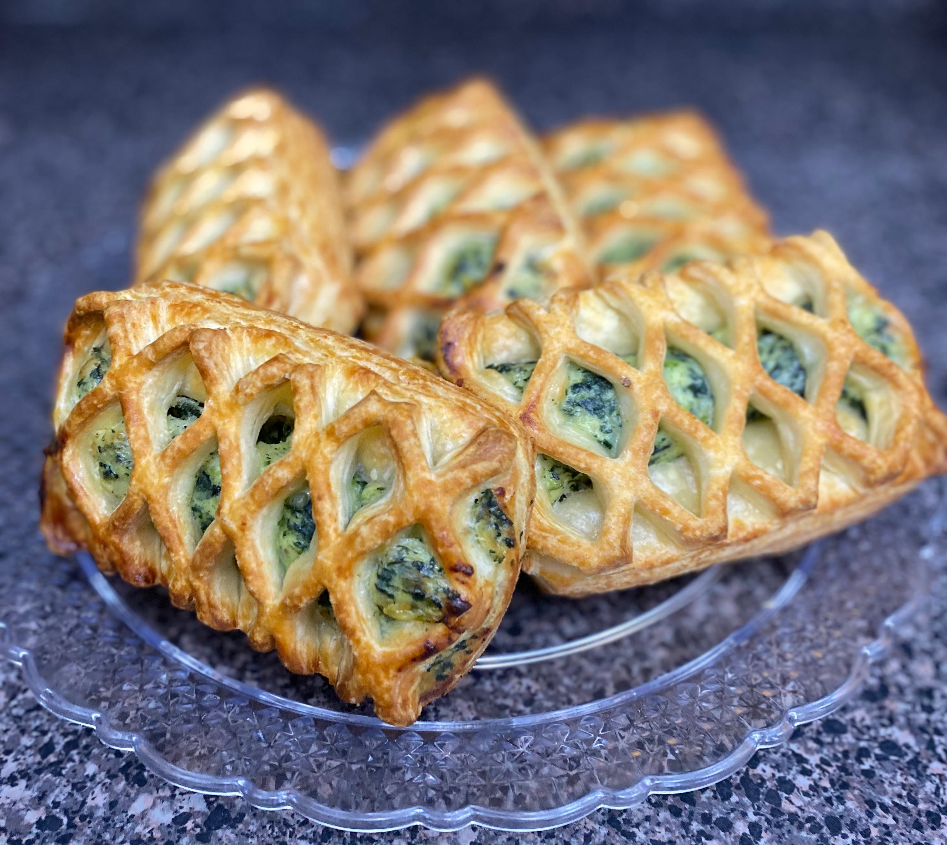 Butter Spinach Feta Puff Pastry