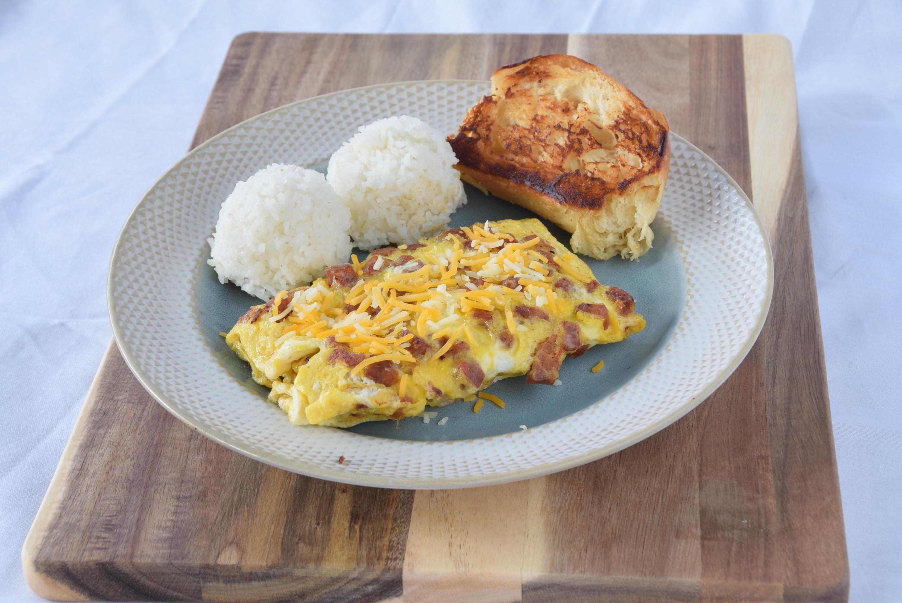 Portuguese Sausage Omelet