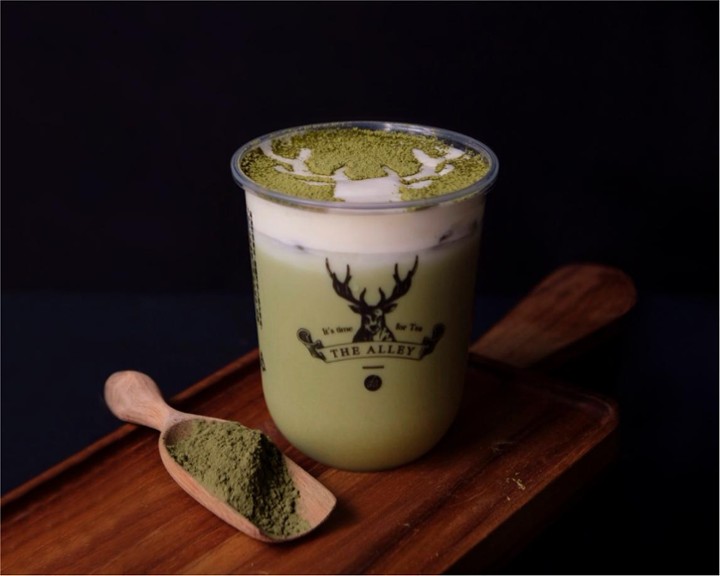 Matcha Peach Oolong Latte