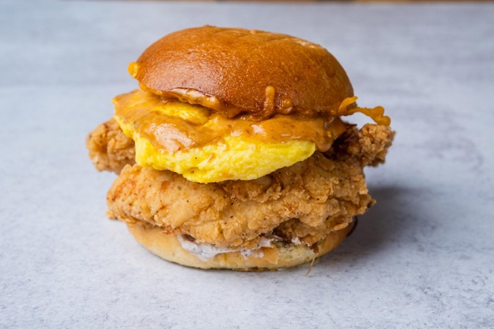 Breakfast Sandwich w/Egg and Chicken