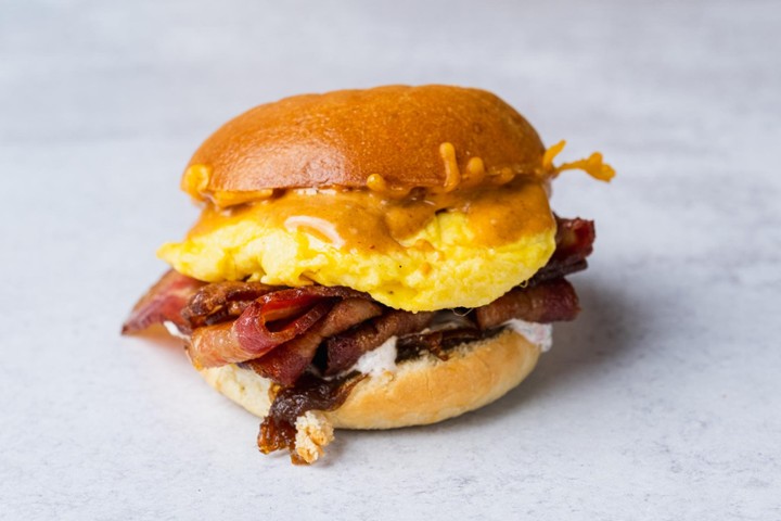 Breakfast Sandwich w/Egg and Bacon