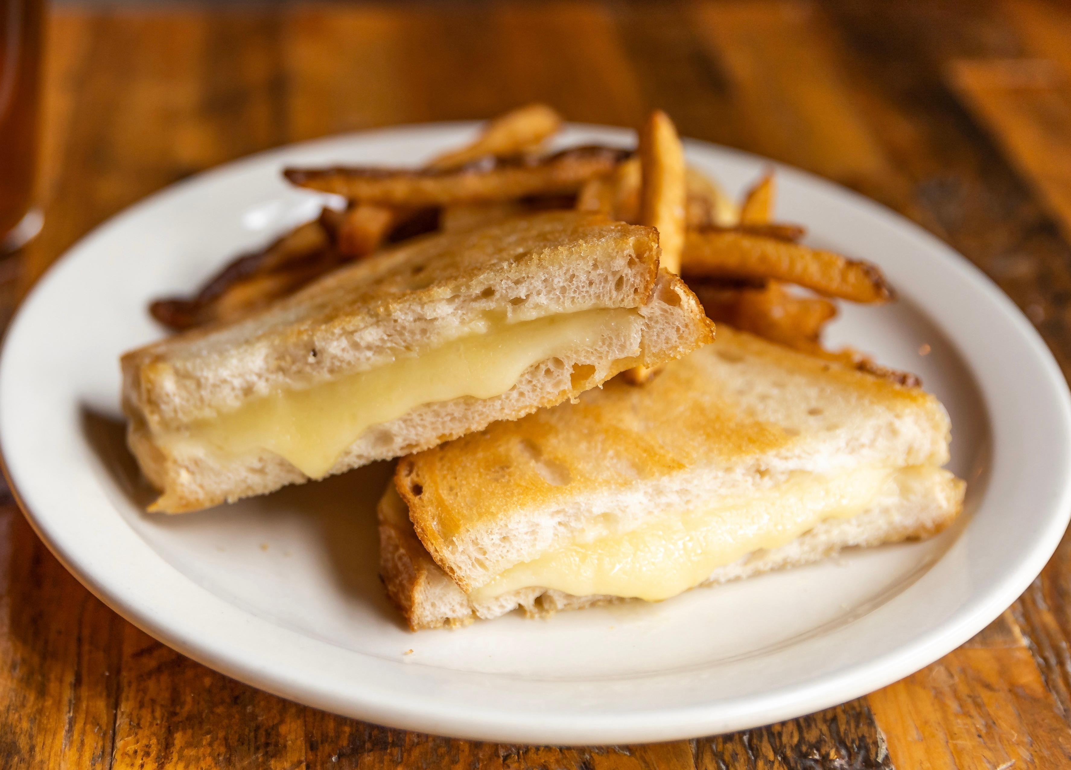 Incredible Grilled Cheese (lunch ONLY)