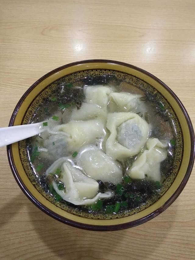现煮 上海 荠菜鲜肉大馄饨 10只  Fresh Boiled Pork & Chinese Spinach Wontons 10pcs