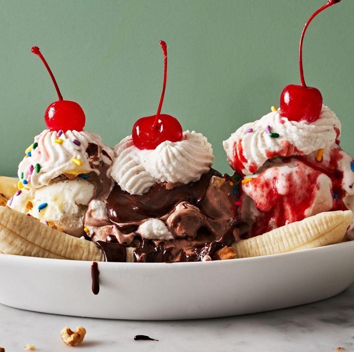 Classic Banana Split