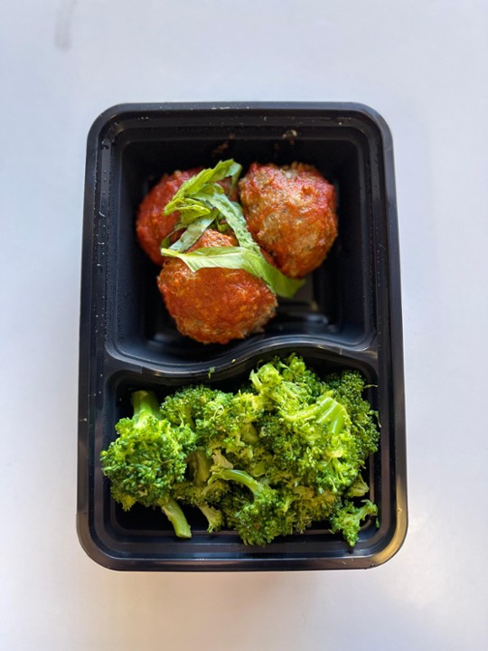 Meatballs and Marinara with a side of Broccoli