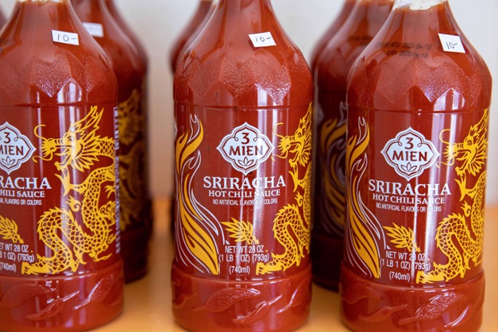 Sriracha Large