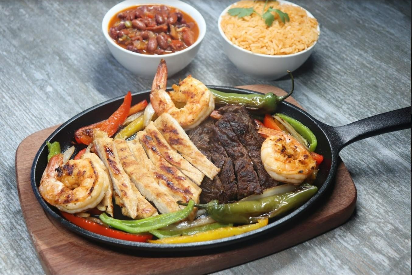 Maria's Kitchen - Fajitas Mixtas