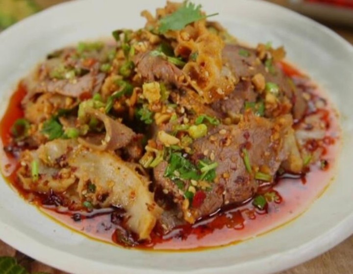 A15 Beef & Tripe in Chili Oil SERVED COLD