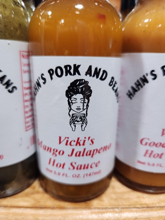 Vicki's Manga Jalapeño Hot Sauce