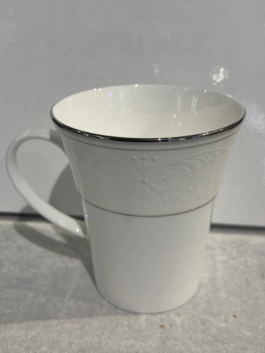 Nikko fine bone chime coffee or tea mug  made in Japan