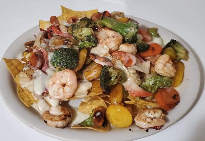 SEAFOOD NACHOS