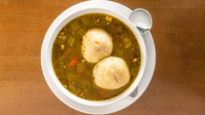 2 Balls Matzo Soup