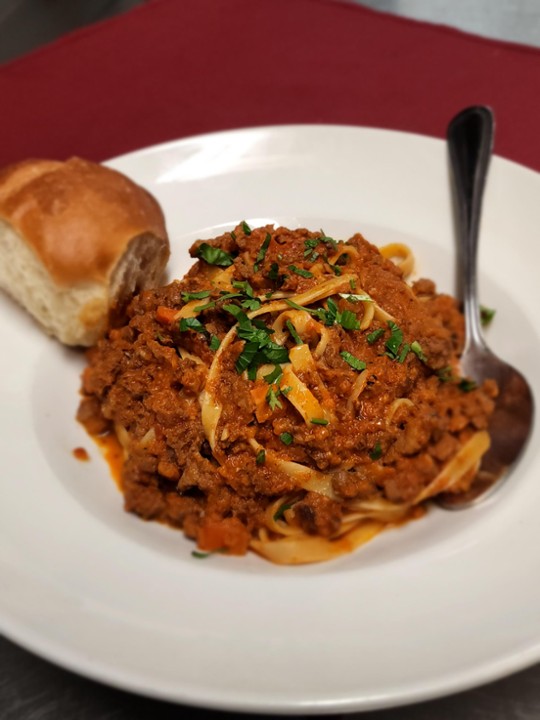 BOLOGNESE PASTA