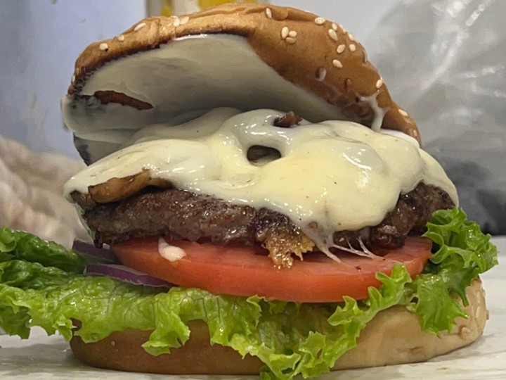 Mushroom Swiss Cheeseburger